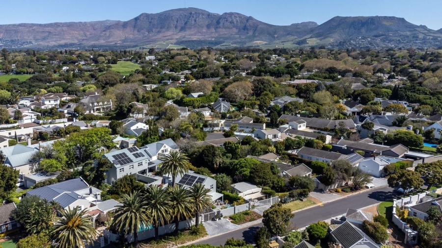 3 Bedroom Property for Sale in Constantia Western Cape